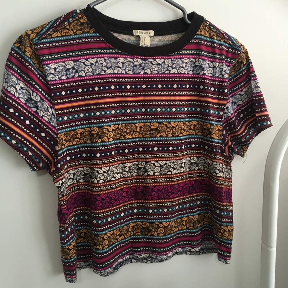 FOREVER 21 printed cropped tee
